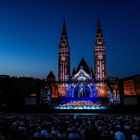 Tavaszpart Vendeghaz Lejlighed Szeged Eksteriør billede
