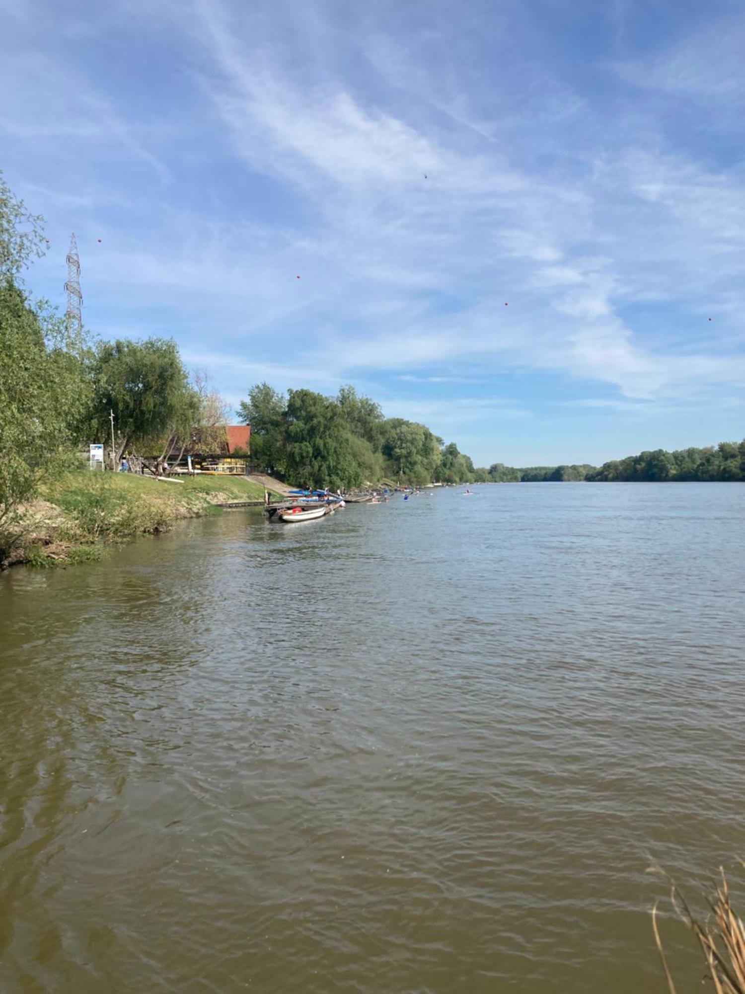 Tavaszpart Vendeghaz Lejlighed Szeged Eksteriør billede